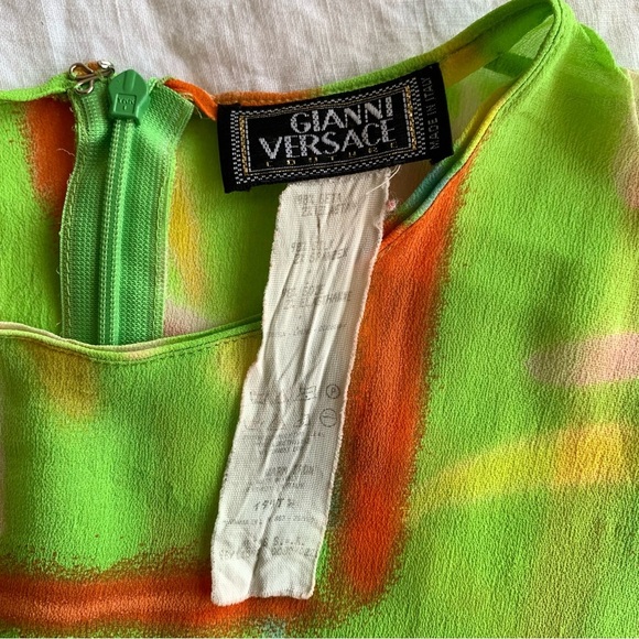 Vintage Versace 1996 Silk Jersey Abstract Print Lime Green Sleeveless Mini Dress - Picture 8 of 13